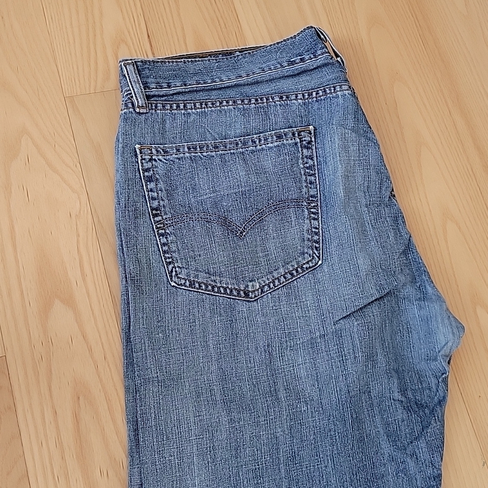 Levi’s 505 Jeans 36x32 Men’s Regular Fit Blue Denim Straight Leg Distressed - Picture 5 of 13